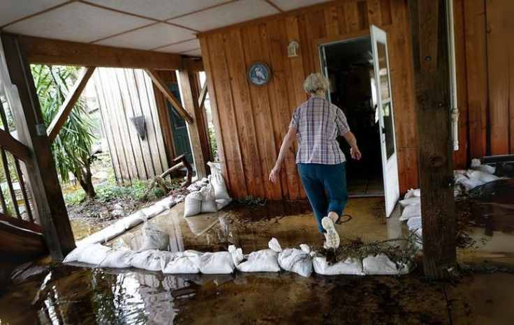 flood damage restoration flood damage restoration